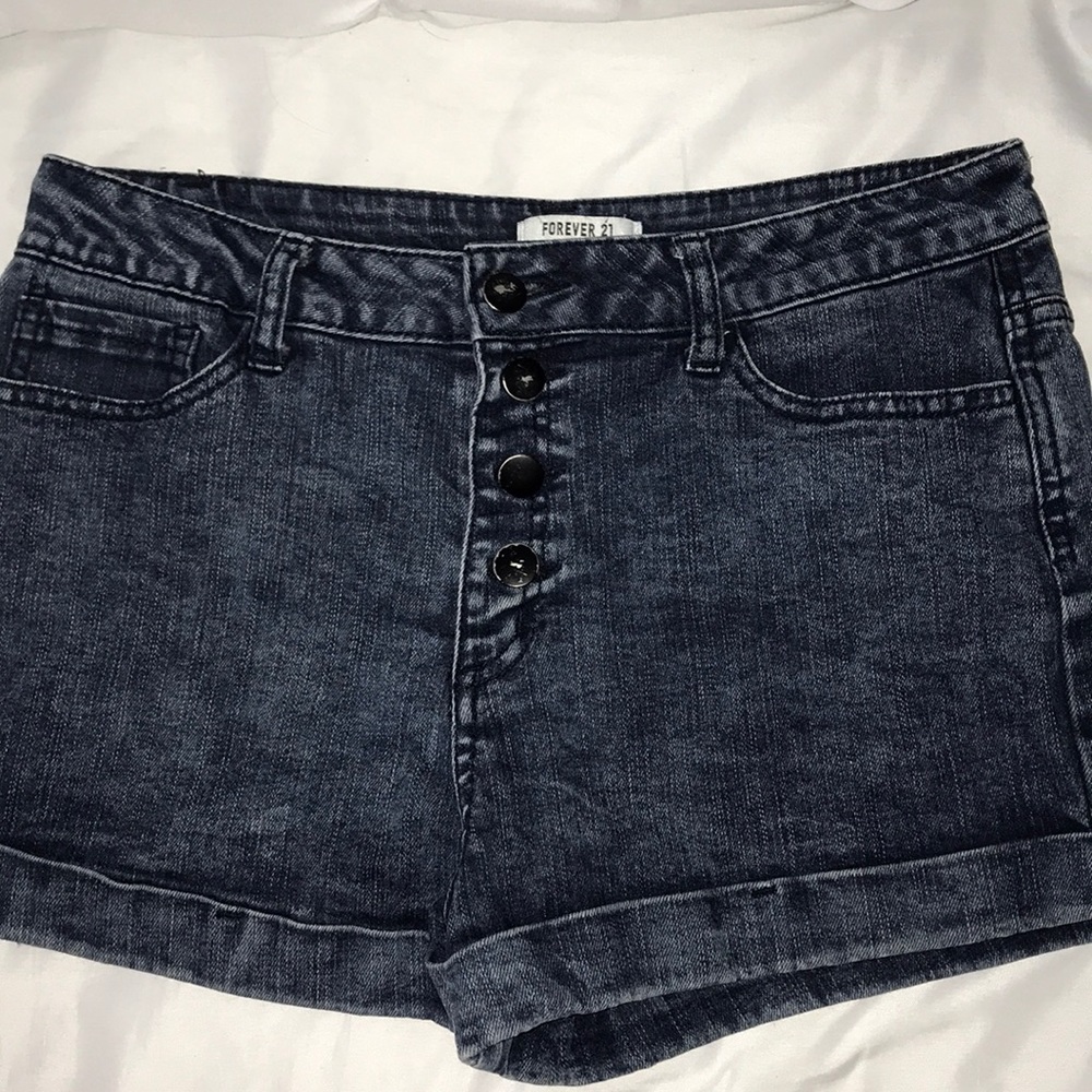 Mid ride shorts